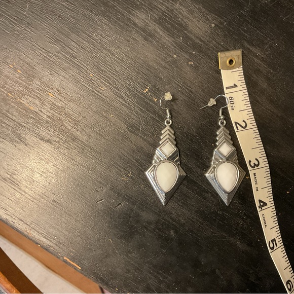 White Braided Necklace Twisted with 2 Pair of Matching Earrings - Picture 9 of 12